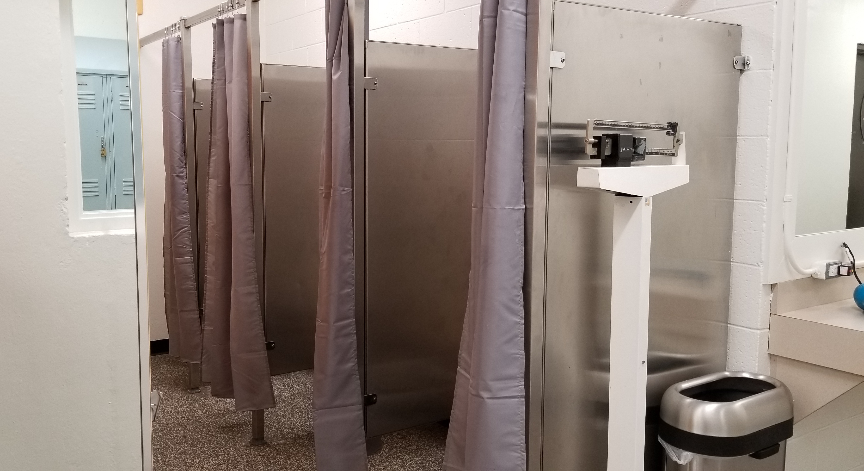 Change Area picture of lockers in locker room